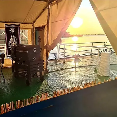 Marina Szczecin Dabie - Kajuty Na Statku Hostel *