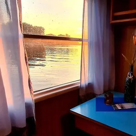 Marina Szczecin Dabie - Kajuty Na Statku Hostel